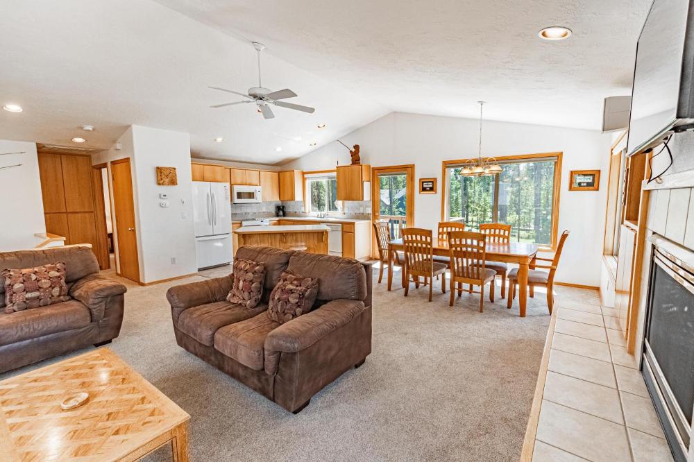 Three-Bedroom Vacation Home interior